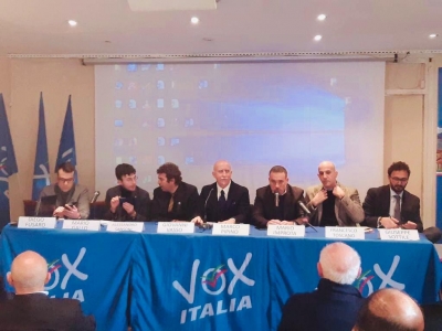 "Occupiamo l'Italia, prima il lavoro"